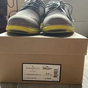 Cole Haan Lunargrand Wingtip Charcoal Grey Suede - 11.5M - Excellent Condition Cole Haan | Shoes | Cole Haan Lunargrand Wingtip Charcoal  main image 2
